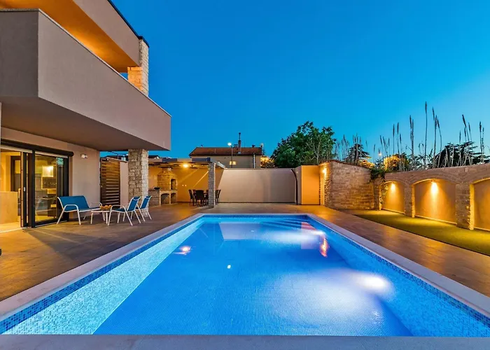 Philippo And Nika * Štinjan